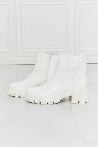 MMShoes What It Takes Lug Sole Chelsea Boots in White - Shop women Dresses & Apparel online | The Fashion Game - The Fashion Game